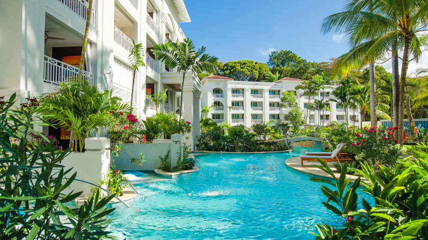 Crystal Lagoon Swimm up Suites