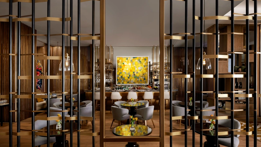 Royal Club Lounge Bar