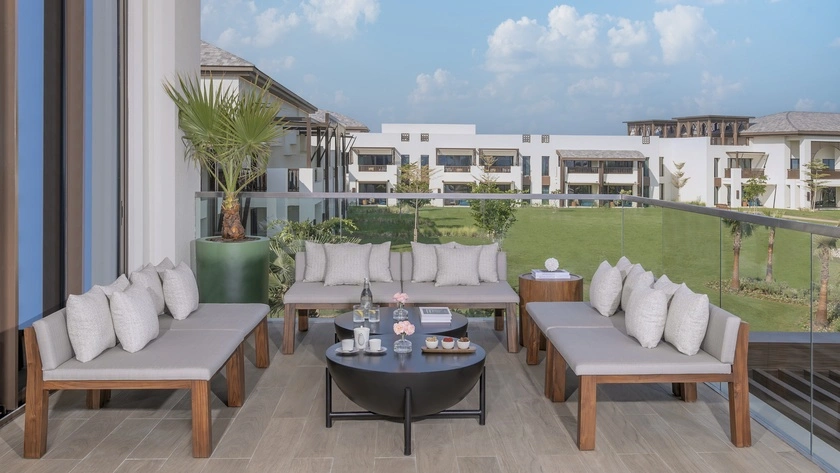 Lobby Lounge - Terrace
