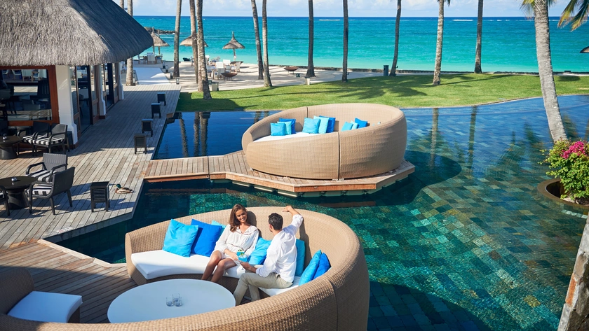 The Floating Bar