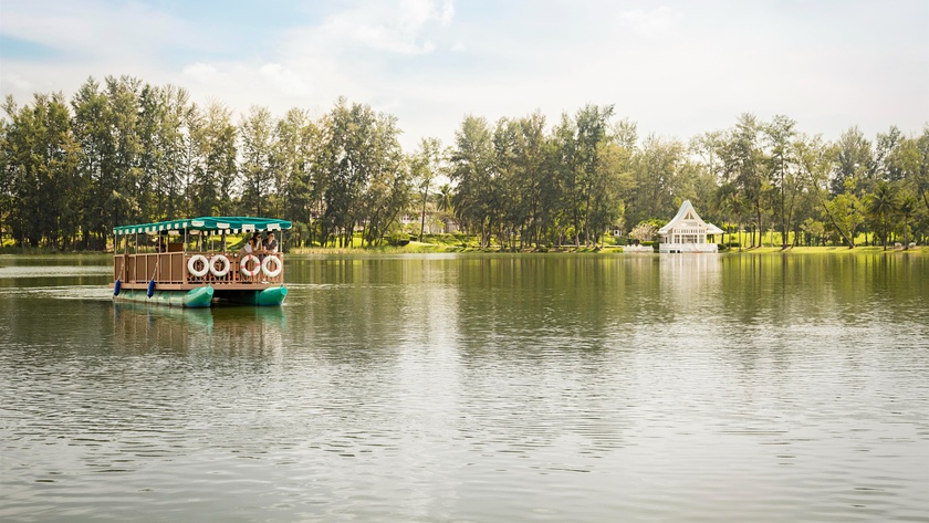 Lagoon Shuttle Boat