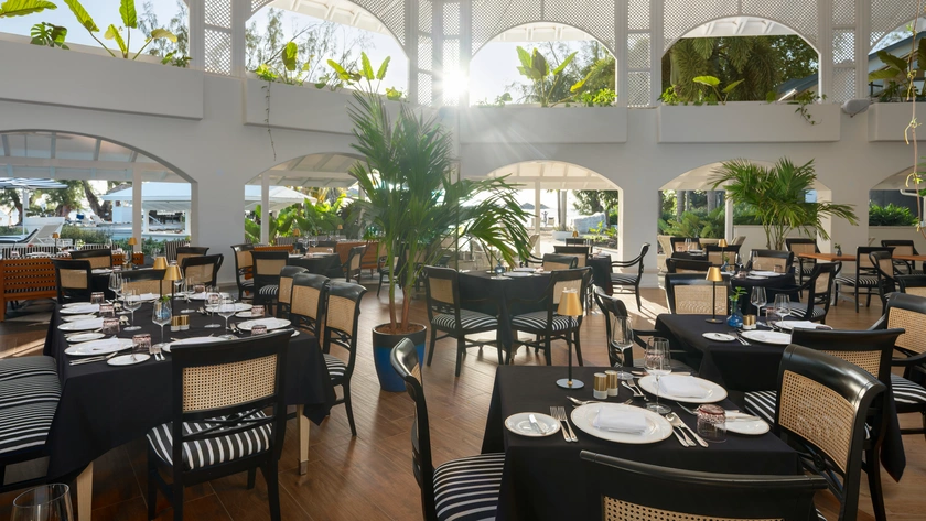 Laguna Restaurant Dining Room