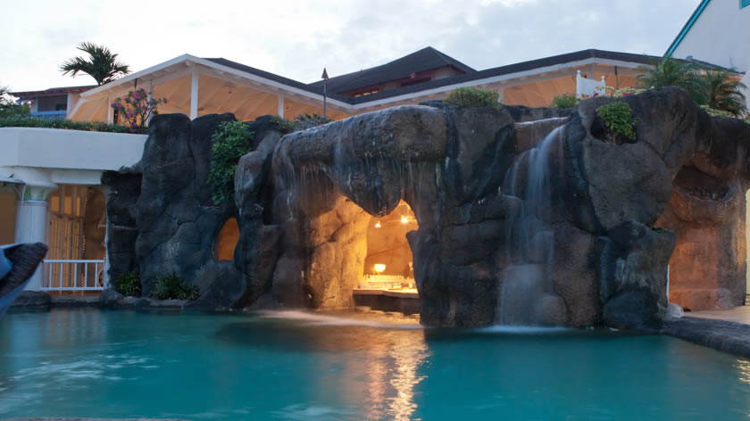 Crystal Cove Swim Up Bar