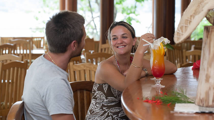 Pool Bar and Beachside Dining