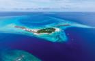 Constance Moofushi Resort