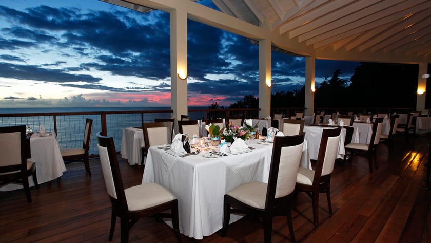 Windsong Restaurant Dinner Setting