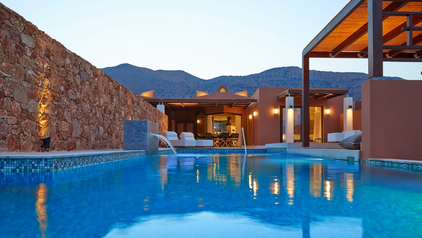 Luxury Residence Pool
