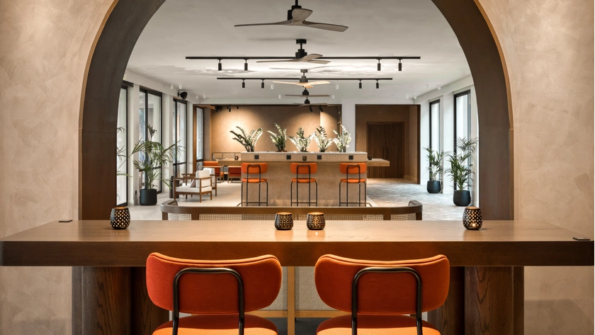 Nkaleri Lounge Bar