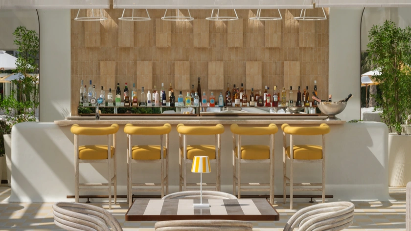 Pool Bar