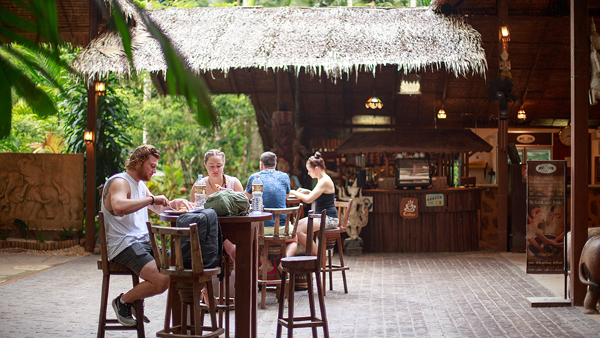Camps Restaurant & Bar