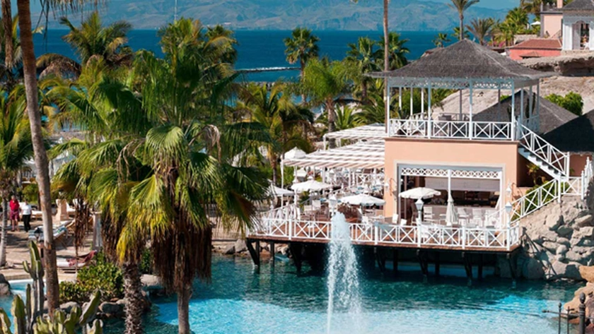Beach Club Bar