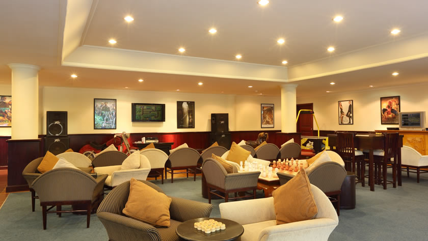 Grand Mirage Lounge