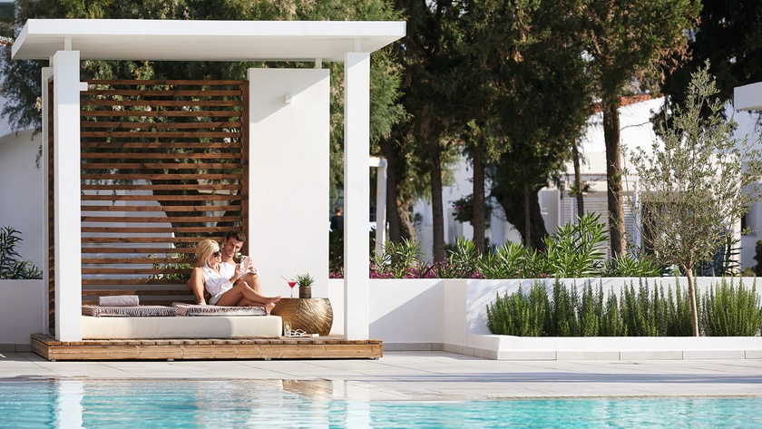 Beach Lounge Hangout