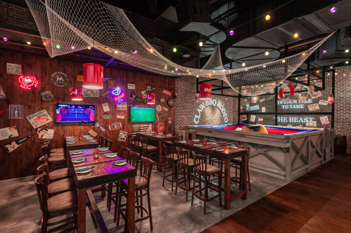 CLAW Restaurant Interior