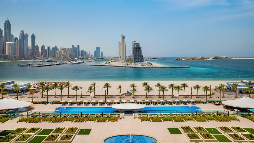 Beach & Pool