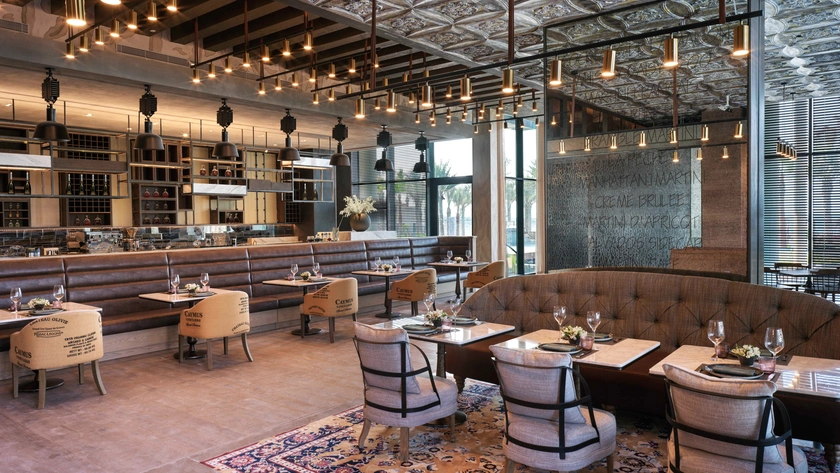 NoHo Bar & Grill