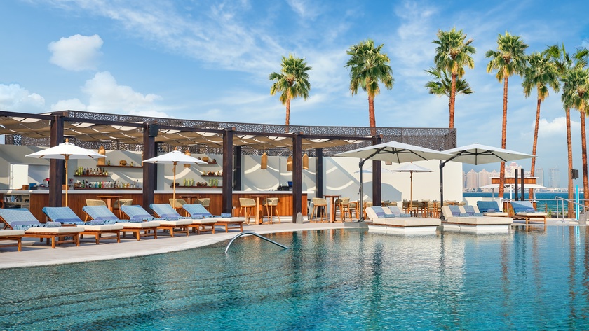 La Mar Beach Pool