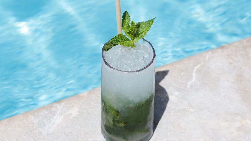 Infinity Pool Bar