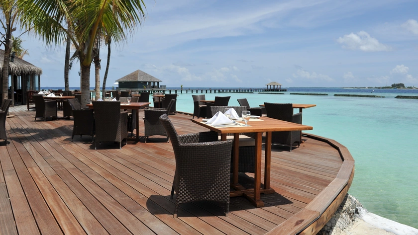 Falhu Restaurant Outdoor Dining