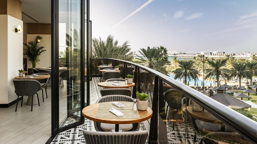 Club Lounge Terrace