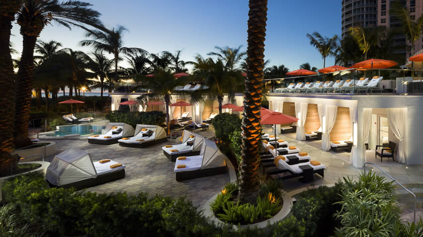Daybeds and Cabanas