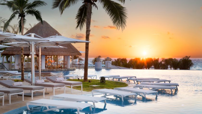 Pool Bar 