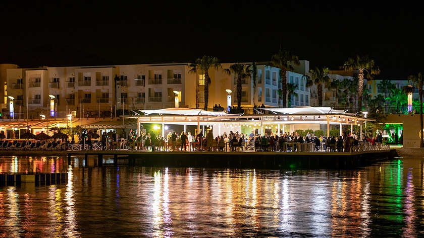 Waterside Dining