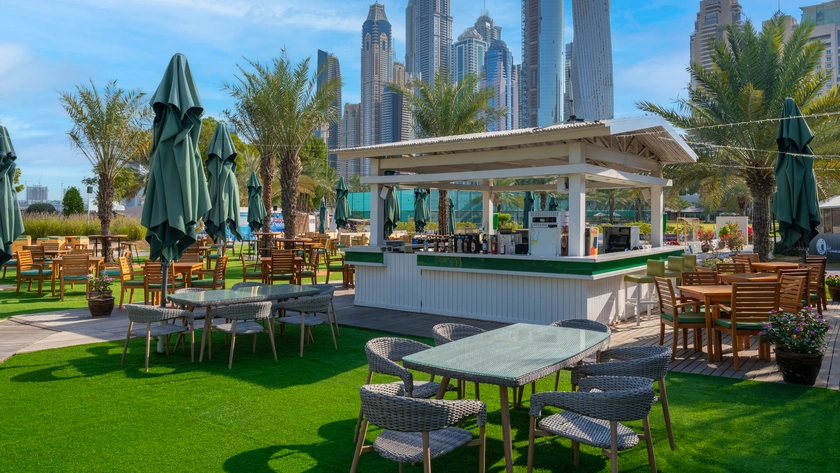 Al Manara Beach Bar