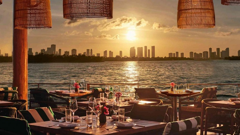 Baia Beach Club Waterfront Dining