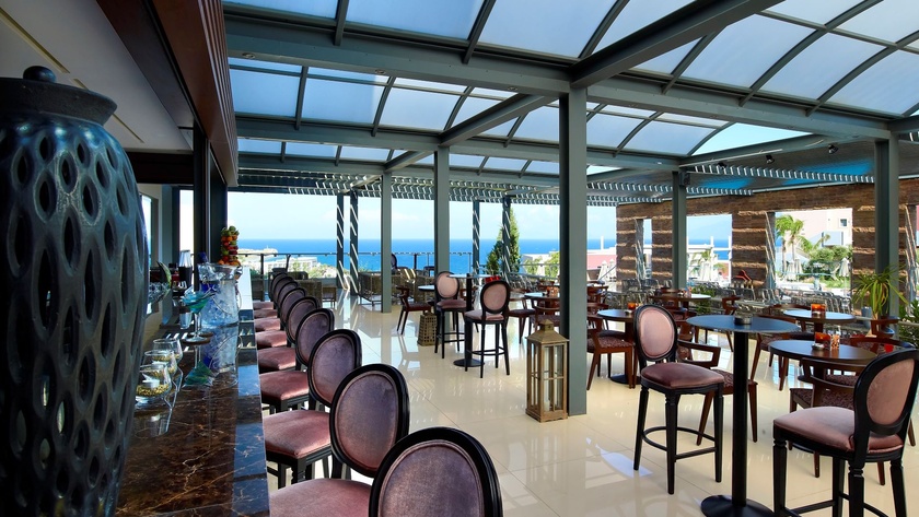 Juliano's Bar