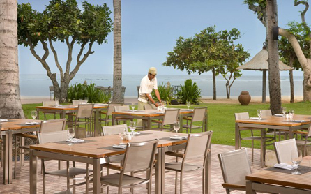 Outdoor dining, Nusa Dua Beach Hotel & Spa, Bali