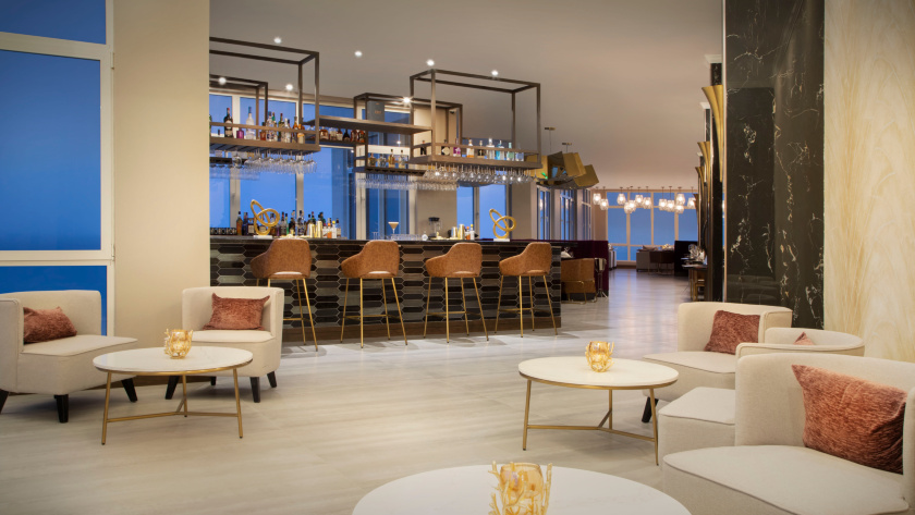 Oro Bar