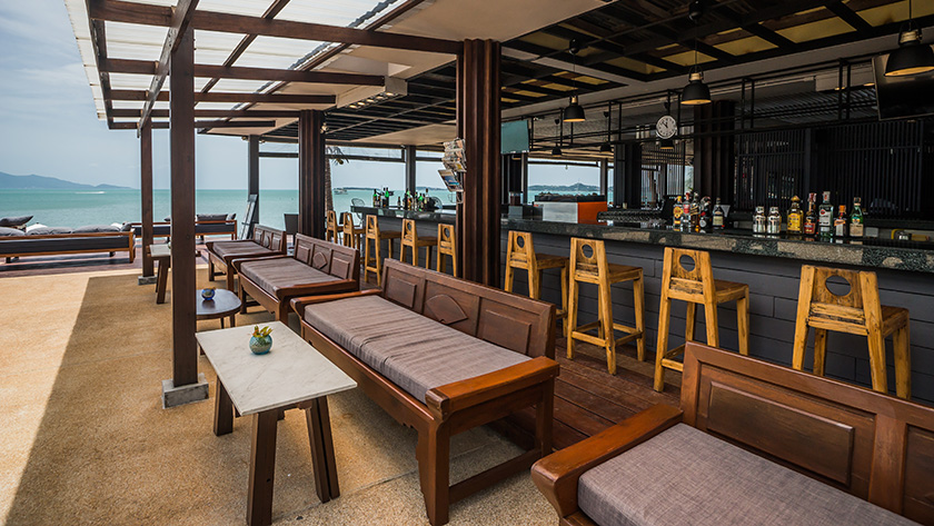 Pool Bar