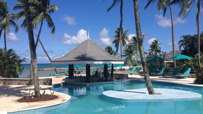 Pool Bar