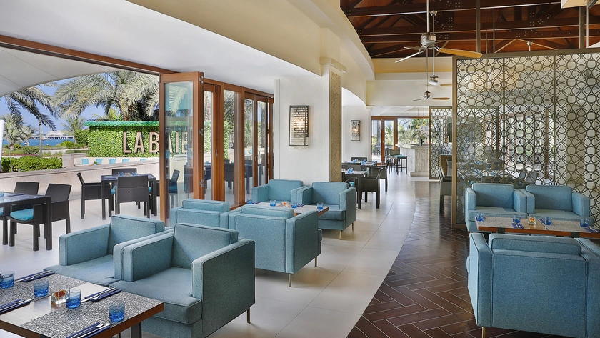 La Baie Lounge