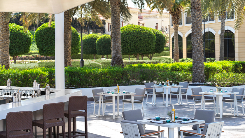 Al Fresco