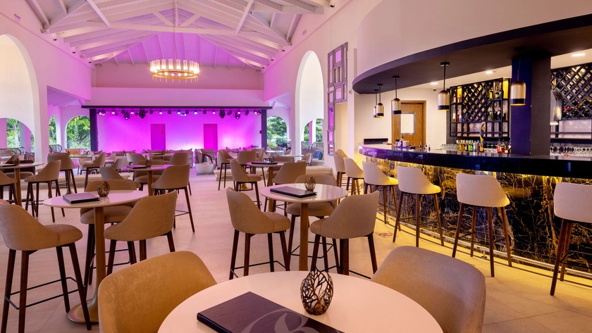 Lobby Bar