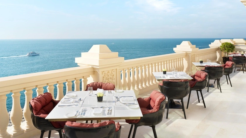 Raffles Club Lounge Terrace