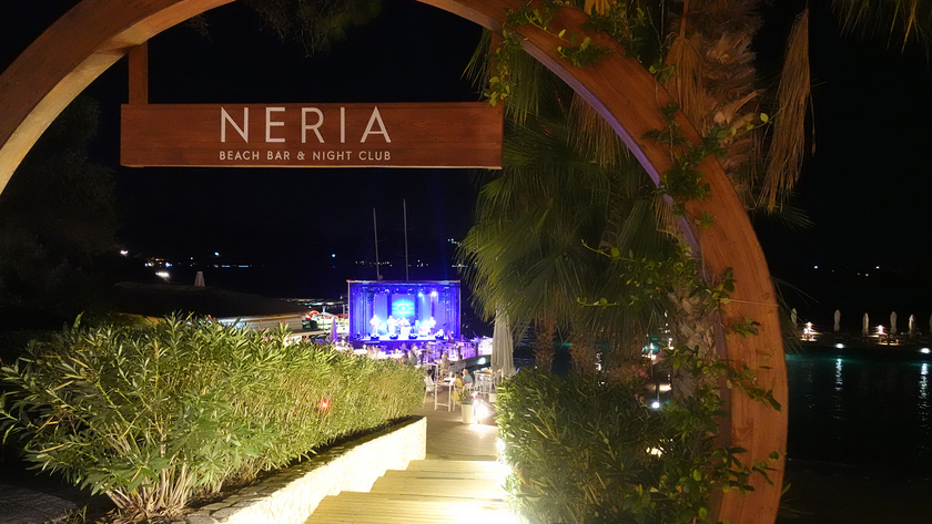 Neria Beach Bar & Nightclub 