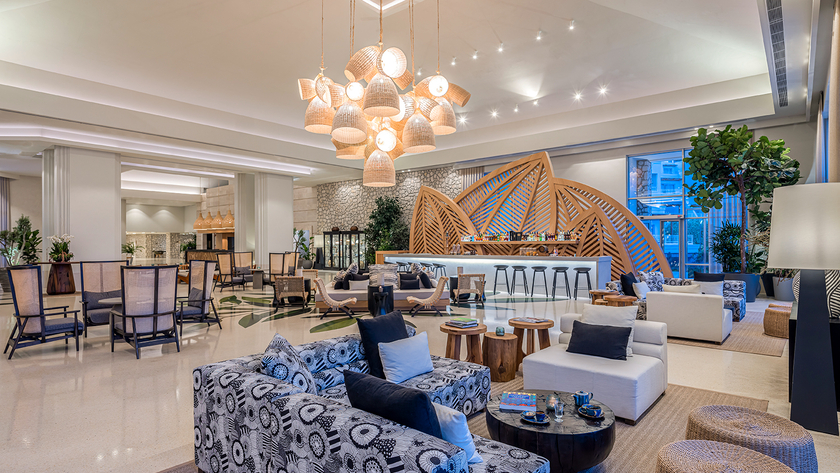 Oliver Lobby Bar
