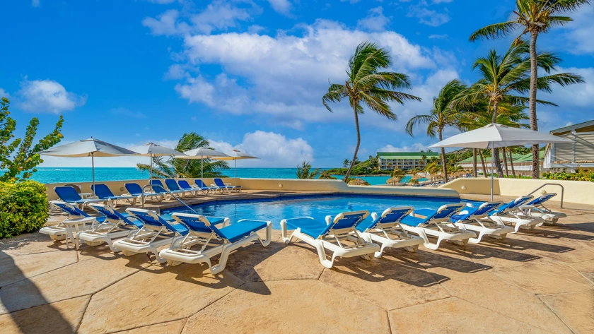 Cocos Pool