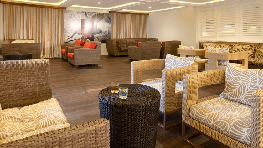 Jacaranda Lounge