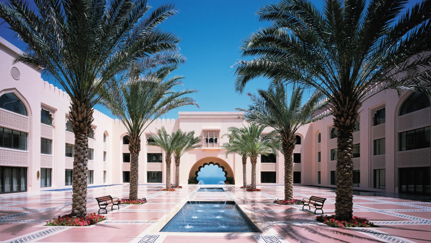 Hotel Courtyard