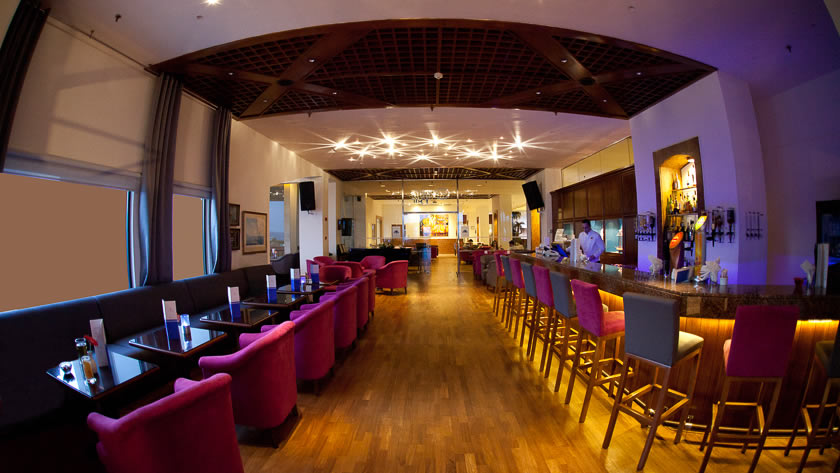 Captains Bar