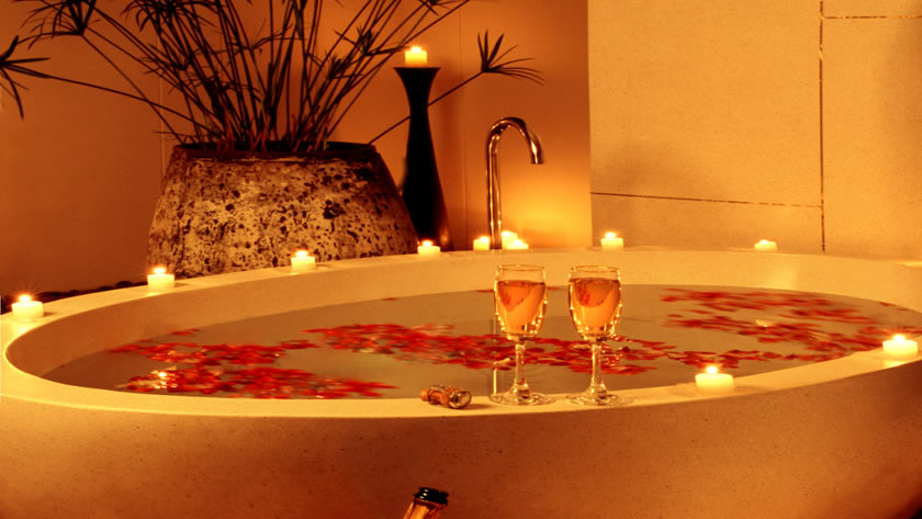 Romance, The Sarojin, Phuket