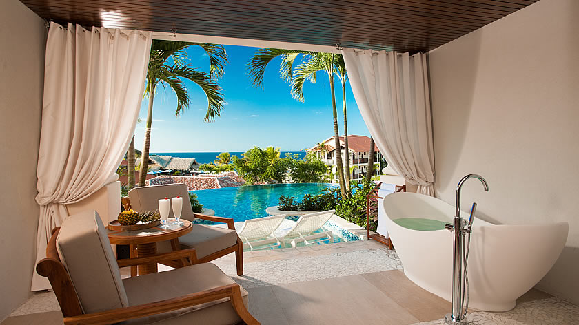Italian Swim up Suite