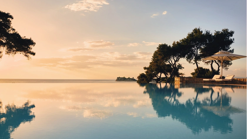 Infinity Pool