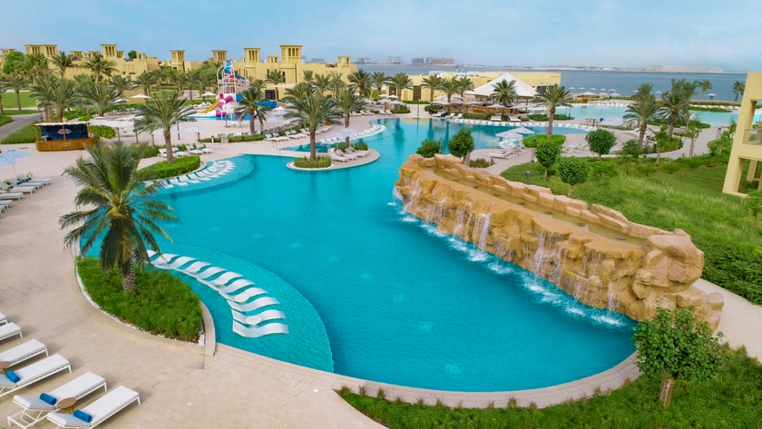 Oasis Pool