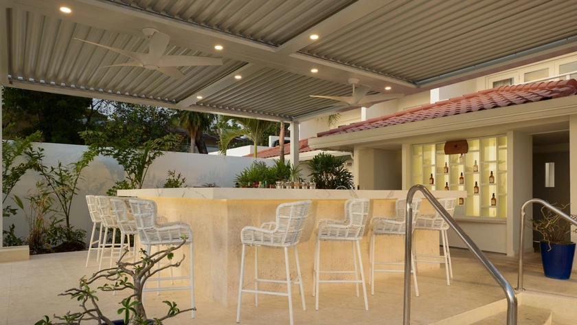 Deck Bar