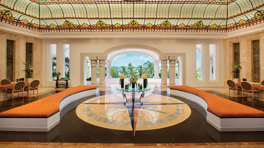 Lobby Bar